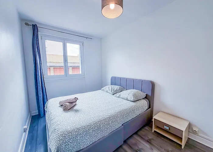 Spacieux Et Chic A Apartment